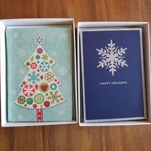 Christmas Cards Open Box Hallmark 20 Cards with Envelopes